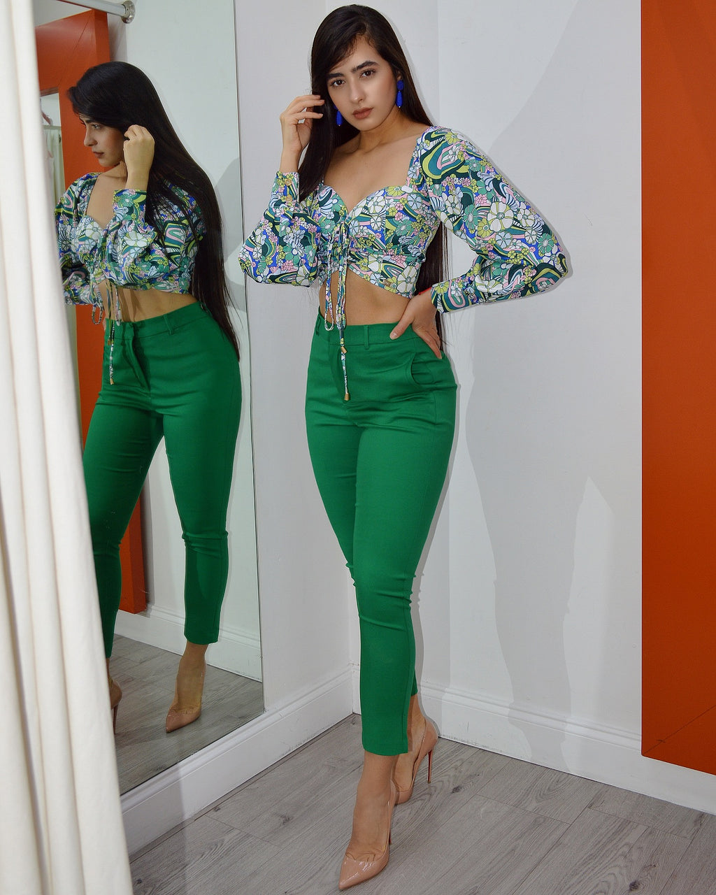 Always Stylish Green Pants With Stretch For All Day Comfort And Flattering Silhouette